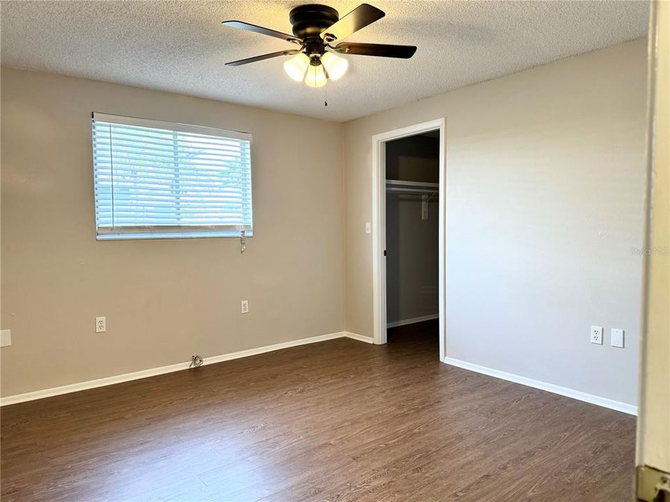 For Rent: $2,500 (3 beds, 2 baths, 1376 Square Feet)