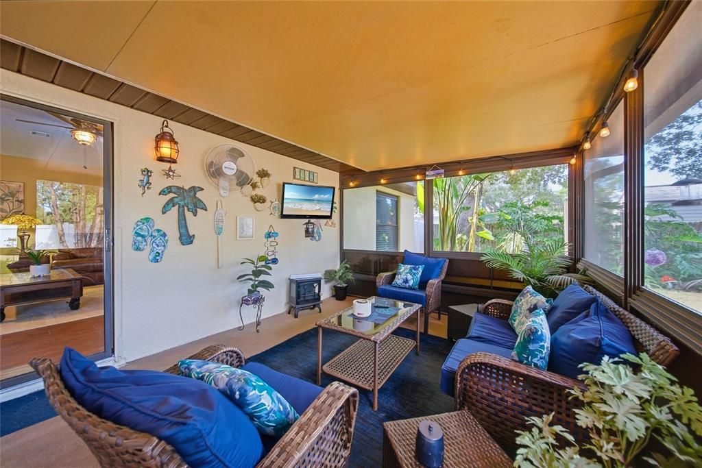 For Sale: $545,000 (3 beds, 2 baths, 1513 Square Feet)