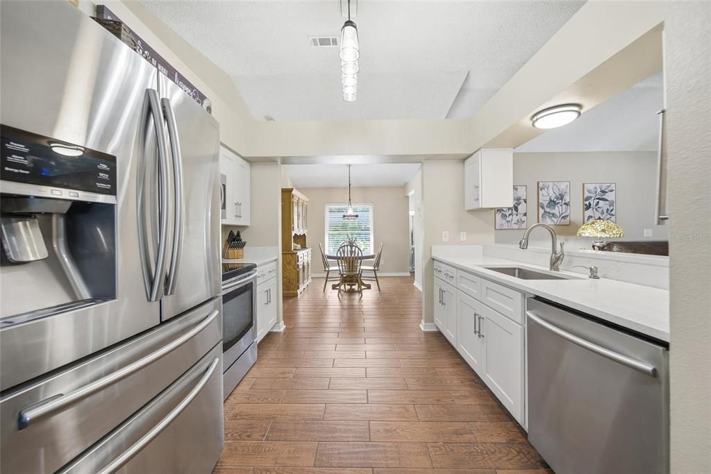 For Sale: $545,000 (3 beds, 2 baths, 1513 Square Feet)