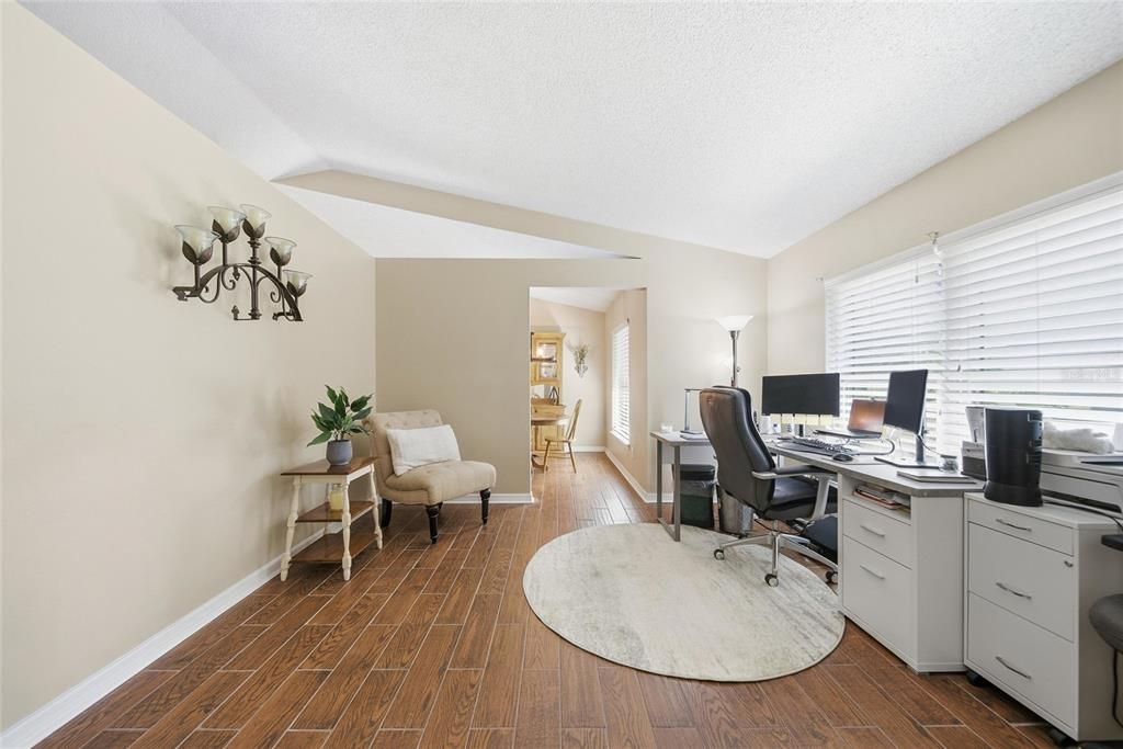 For Sale: $545,000 (3 beds, 2 baths, 1513 Square Feet)