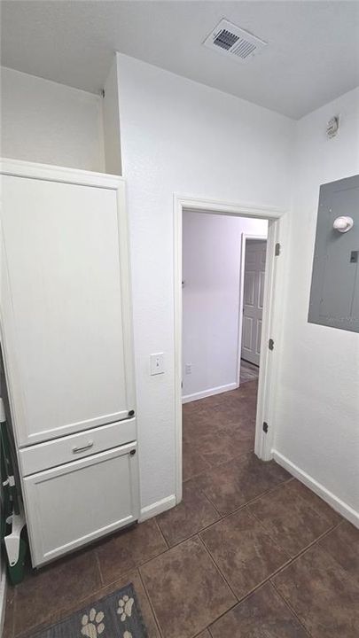 For Sale: $489,900 (4 beds, 3 baths, 2402 Square Feet)