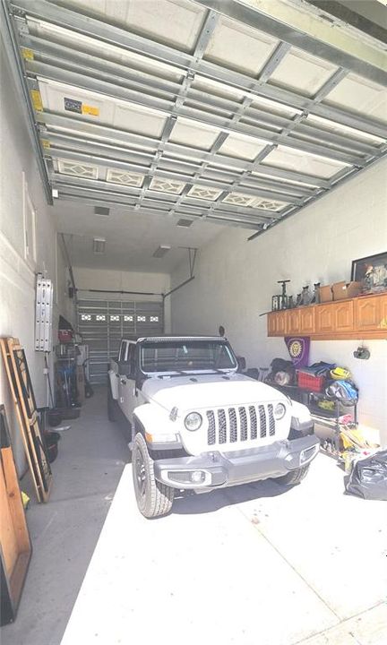 For Sale: $489,900 (4 beds, 3 baths, 2402 Square Feet)