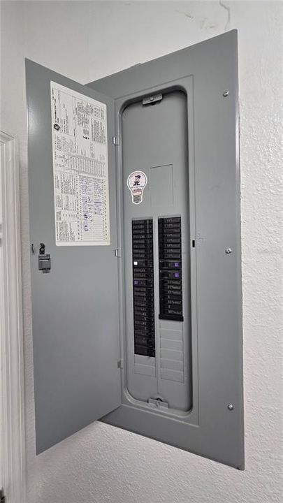 For Sale: $489,900 (4 beds, 3 baths, 2402 Square Feet)