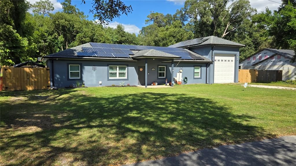 For Sale: $489,900 (4 beds, 3 baths, 2402 Square Feet)