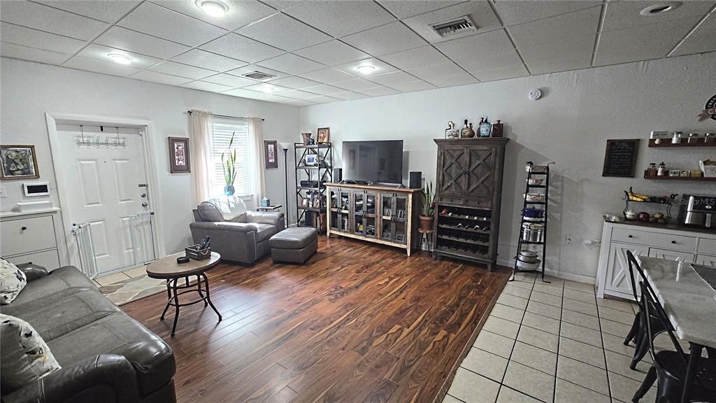 For Sale: $489,900 (4 beds, 3 baths, 2402 Square Feet)