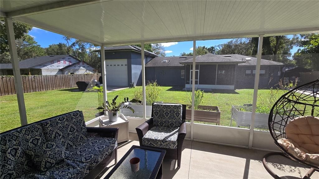 For Sale: $489,900 (4 beds, 3 baths, 2402 Square Feet)