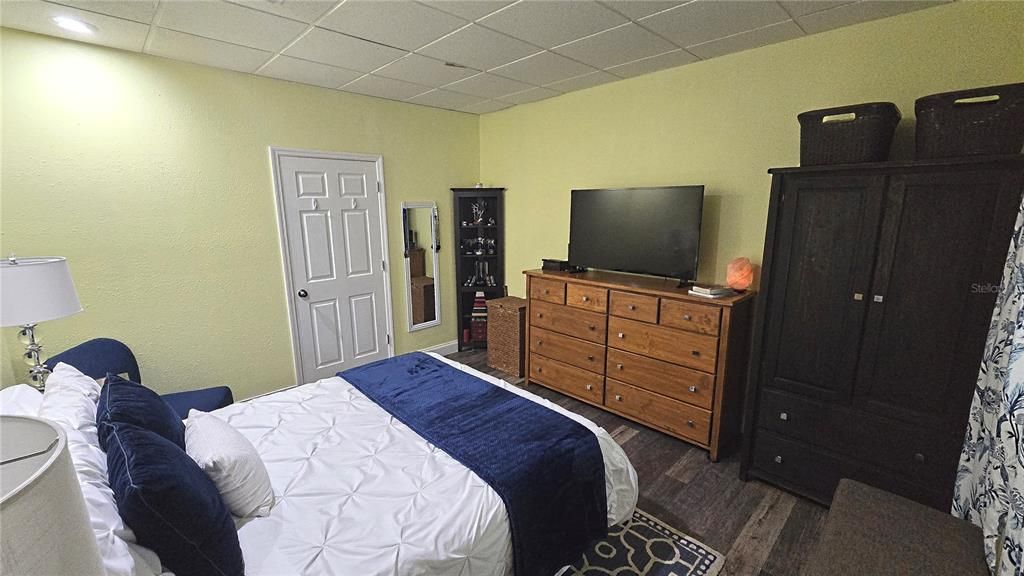 For Sale: $489,900 (4 beds, 3 baths, 2402 Square Feet)