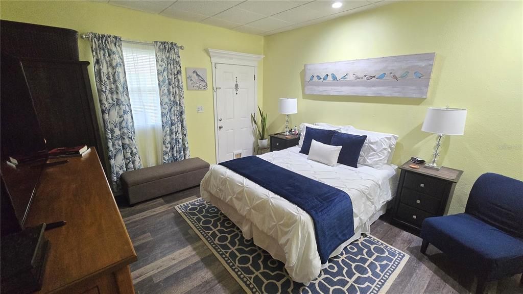 For Sale: $489,900 (4 beds, 3 baths, 2402 Square Feet)