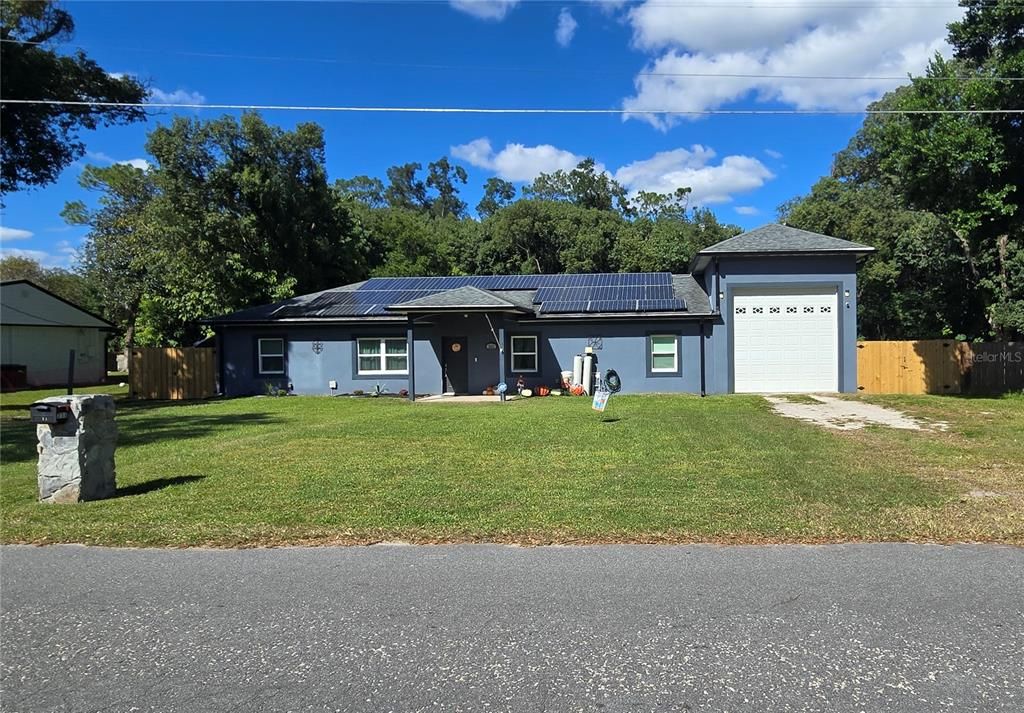 For Sale: $489,900 (4 beds, 3 baths, 2402 Square Feet)