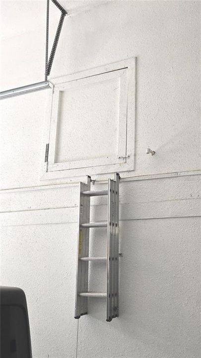 For Sale: $489,900 (4 beds, 3 baths, 2402 Square Feet)