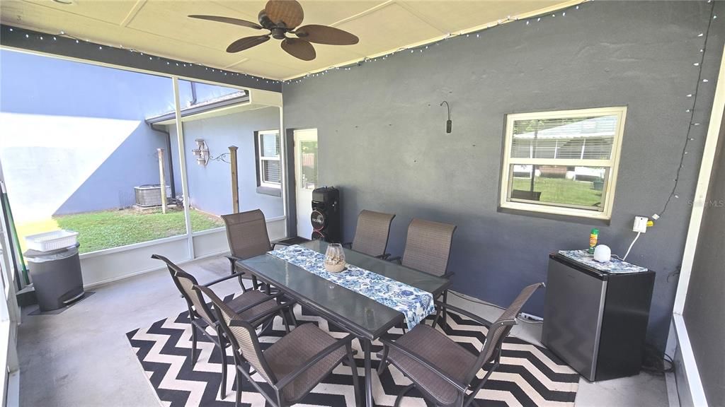 For Sale: $489,900 (4 beds, 3 baths, 2402 Square Feet)