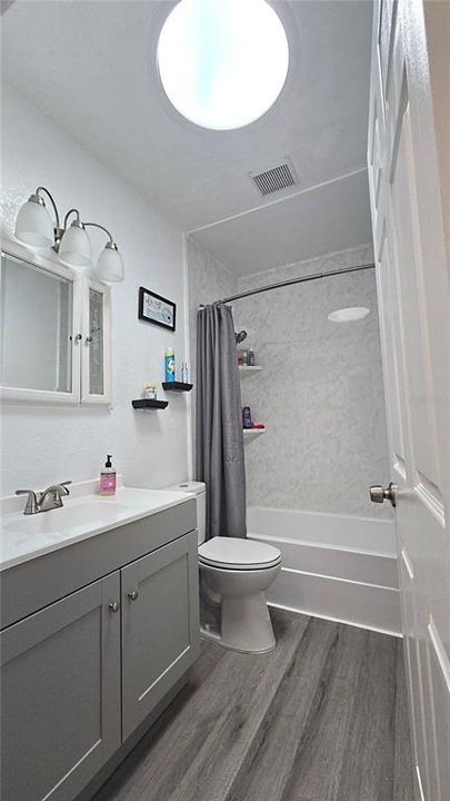 For Sale: $489,900 (4 beds, 3 baths, 2402 Square Feet)