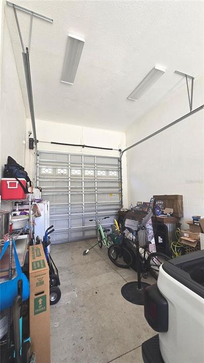 For Sale: $489,900 (4 beds, 3 baths, 2402 Square Feet)