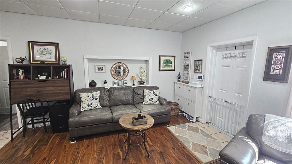 For Sale: $489,900 (4 beds, 3 baths, 2402 Square Feet)