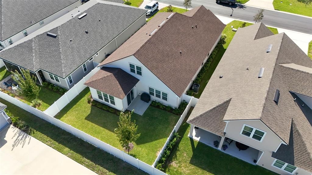 En Venta: $678,000 (3 camas, 3 baños, 2699 Pies cuadrados)