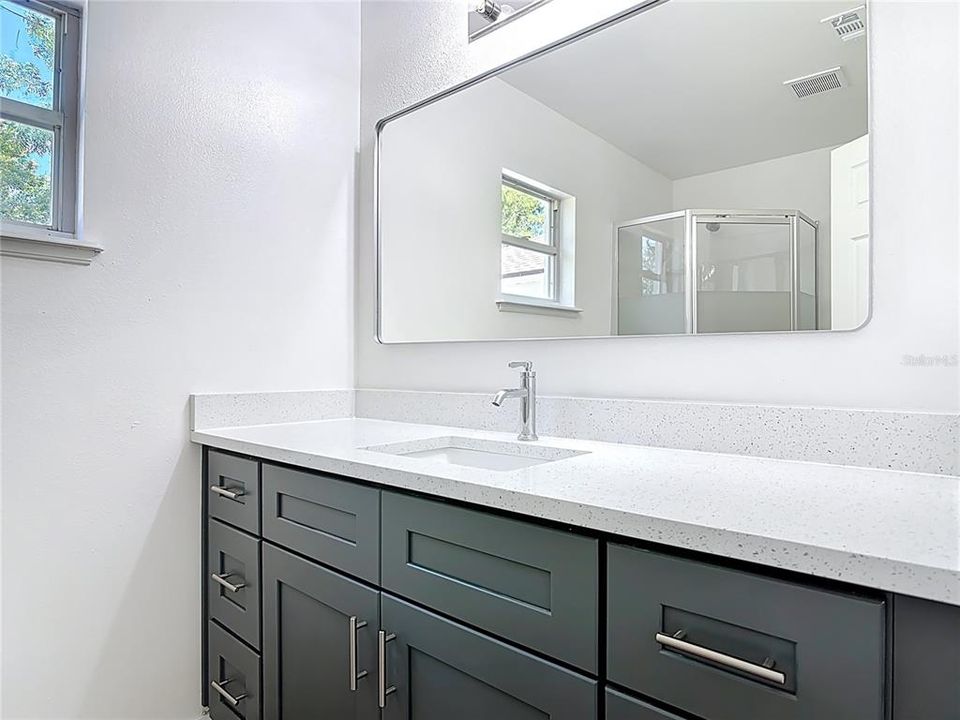 En Venta: $319,900 (3 camas, 2 baños, 1440 Pies cuadrados)