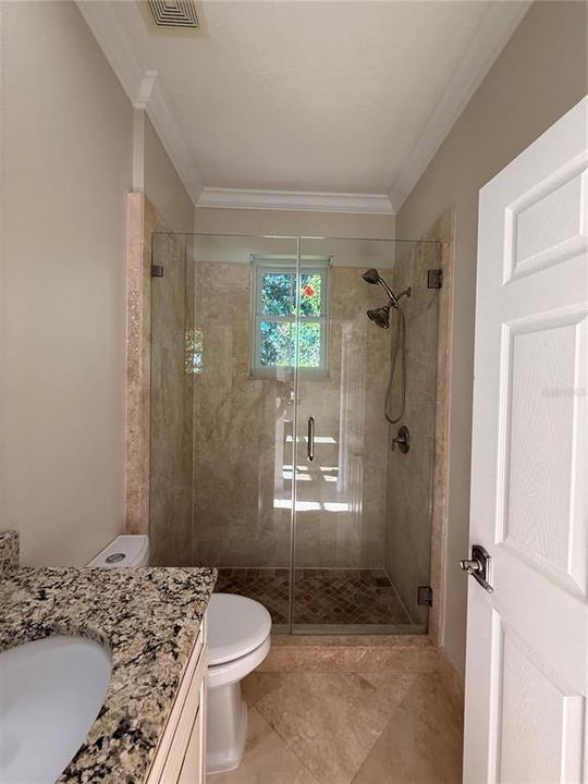 En Venta: $1,279,000 (4 camas, 3 baños, 2523 Pies cuadrados)