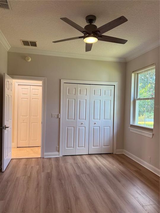 En Venta: $1,279,000 (4 camas, 3 baños, 2523 Pies cuadrados)