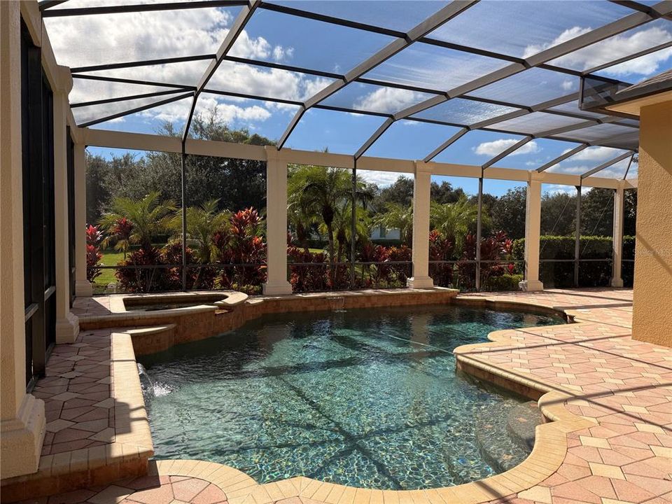 En Venta: $1,279,000 (4 camas, 3 baños, 2523 Pies cuadrados)