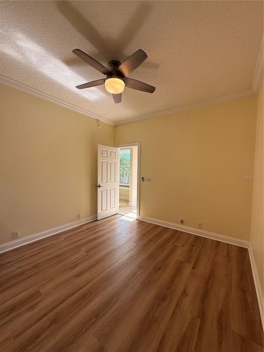 En Venta: $1,279,000 (4 camas, 3 baños, 2523 Pies cuadrados)