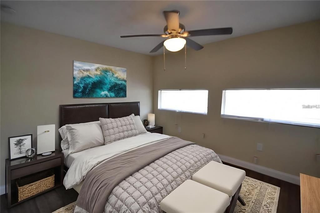 For Sale: $113,900 (2 beds, 1 baths, 762 Square Feet)