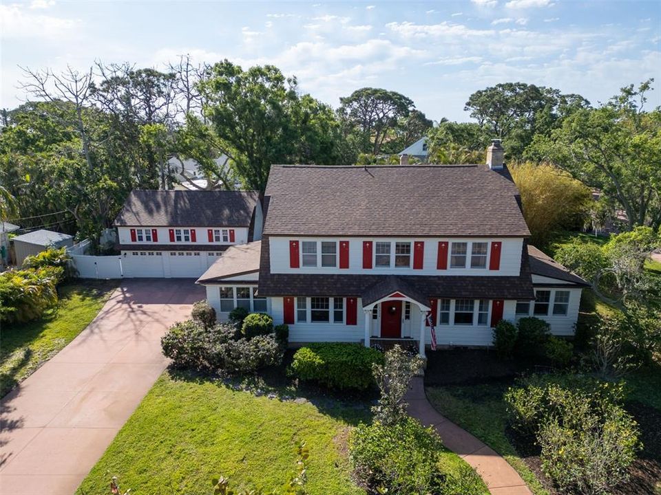 For Sale: $1,450,000 (4 beds, 3 baths, 3746 Square Feet)
