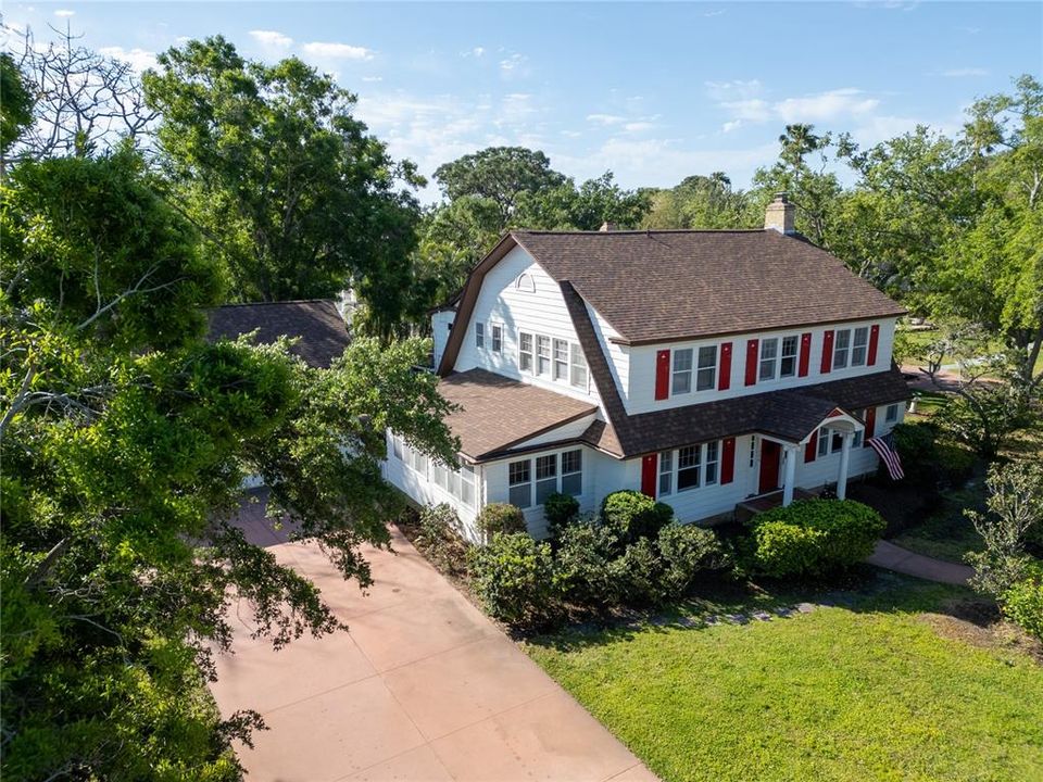 For Sale: $1,450,000 (4 beds, 3 baths, 3746 Square Feet)