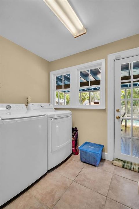 For Sale: $1,450,000 (4 beds, 3 baths, 3746 Square Feet)