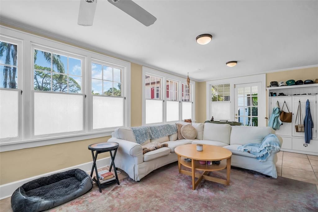 For Sale: $1,450,000 (4 beds, 3 baths, 3746 Square Feet)