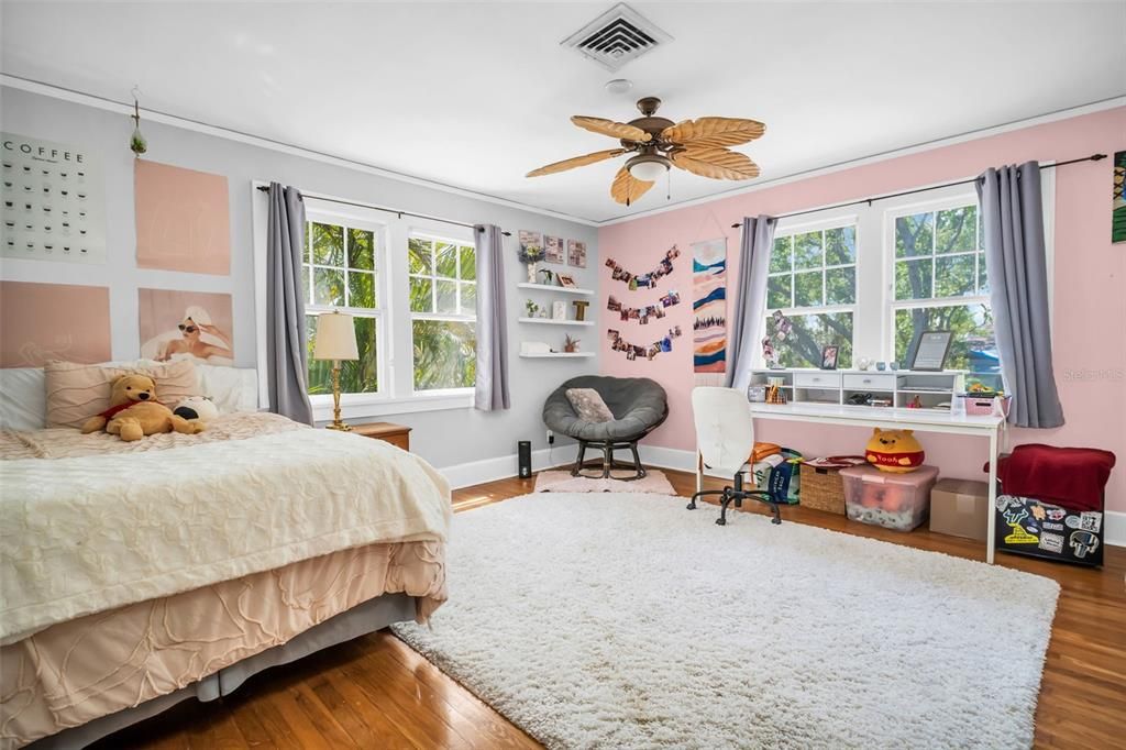 For Sale: $1,450,000 (4 beds, 3 baths, 3746 Square Feet)