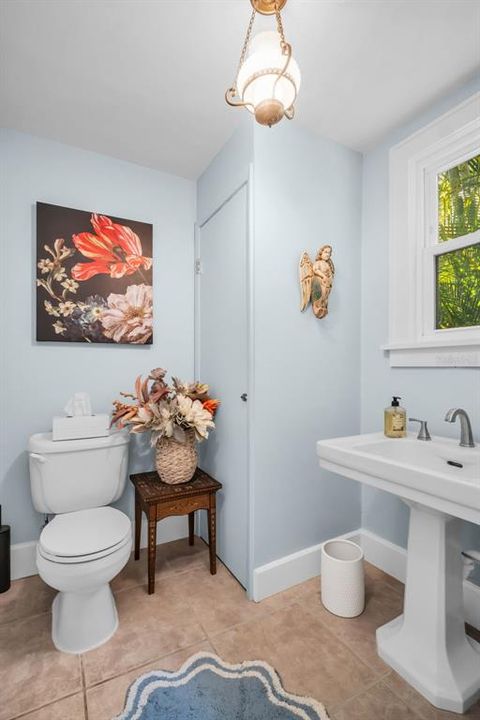 For Sale: $1,450,000 (4 beds, 3 baths, 3746 Square Feet)