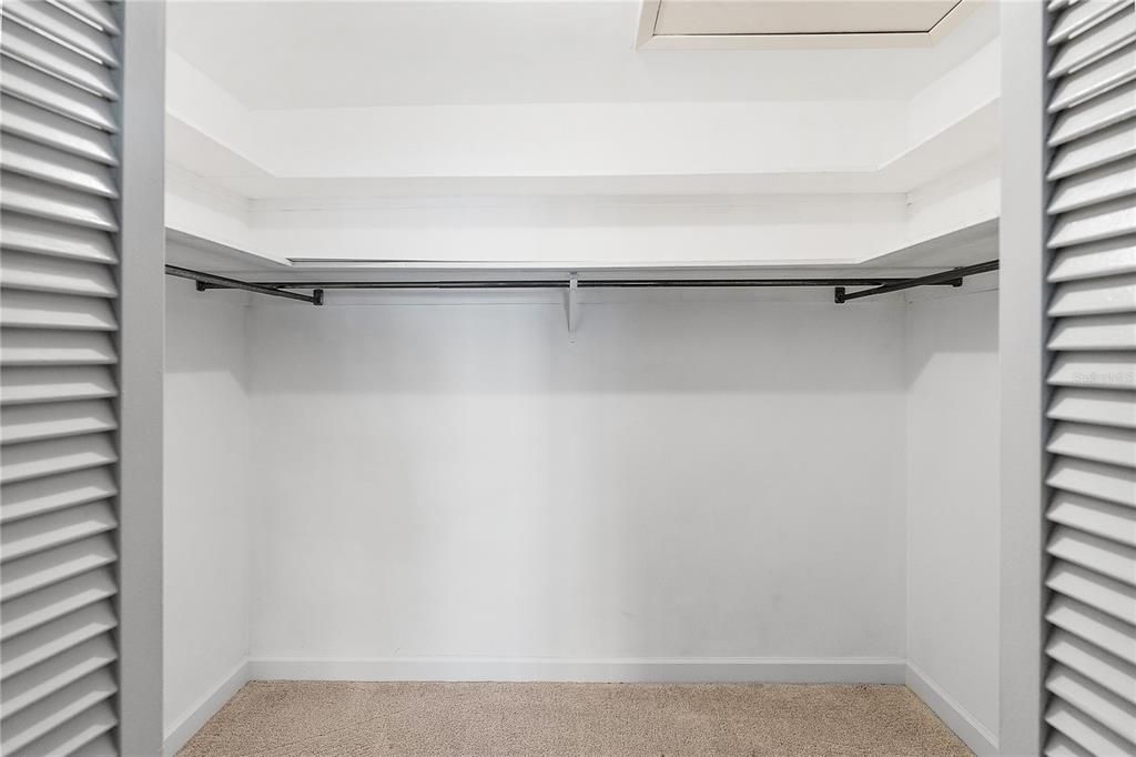 For Sale: $224,000 (2 beds, 2 baths, 1200 Square Feet)