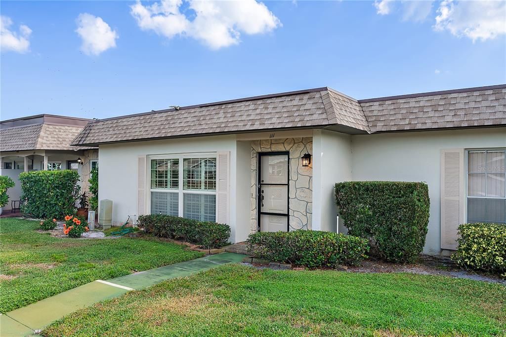 For Sale: $224,000 (2 beds, 2 baths, 1200 Square Feet)