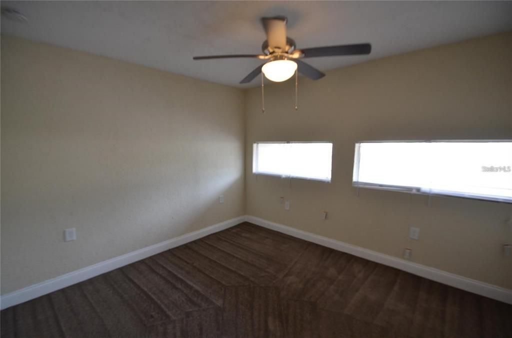 For Rent: $1,395 (2 beds, 1 baths, 762 Square Feet)