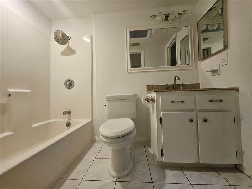 Active With Contract: $370,000 (3 beds, 2 baths, 1700 Square Feet)