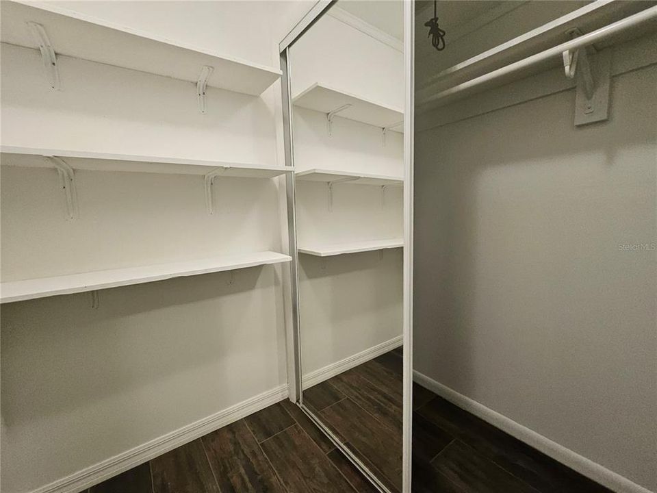 Active With Contract: $370,000 (3 beds, 2 baths, 1700 Square Feet)