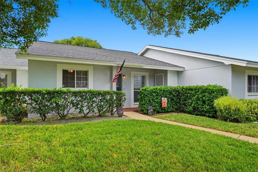 For Sale: $165,000 (2 beds, 2 baths, 1029 Square Feet)