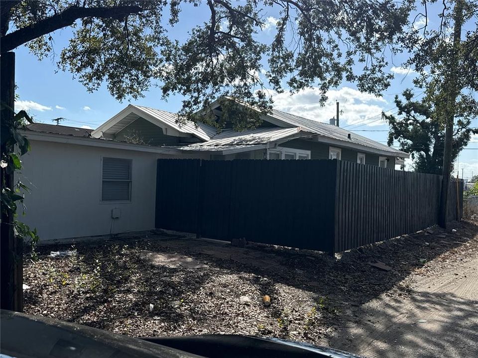 Recientemente alquilado: $1,200 (2 camas, 1 baños, 500 Pies cuadrados)