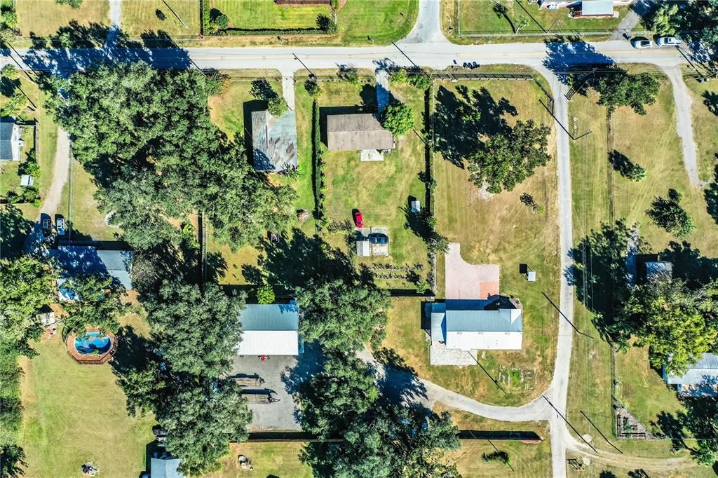 На продажу: $519,900 (4 спален, 2 ванн, 1836 Квадратных фут)