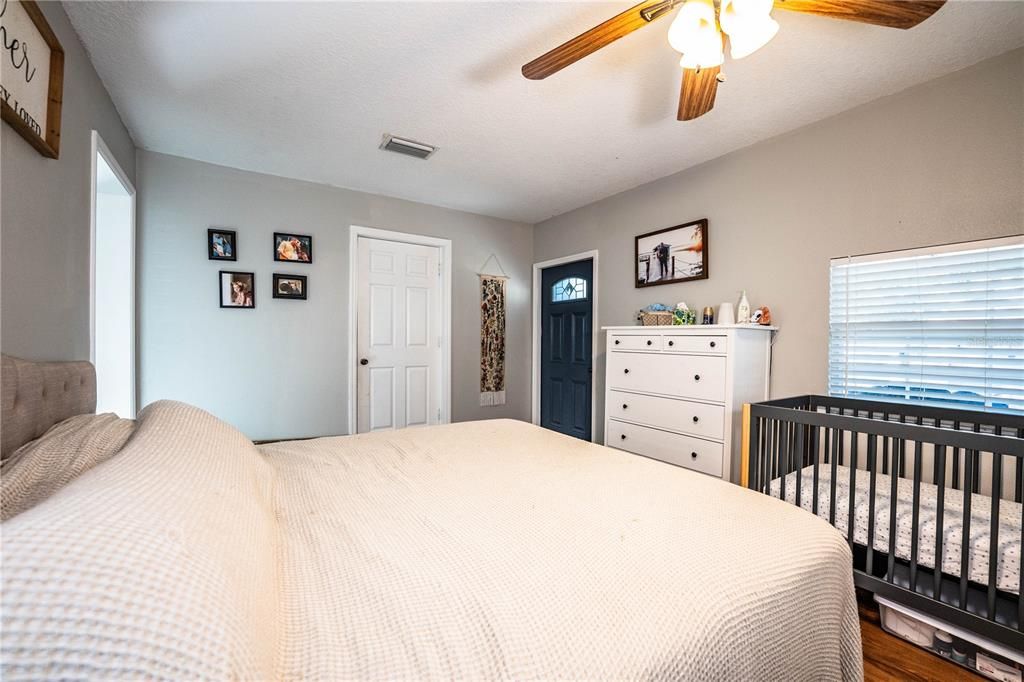 На продажу: $519,900 (4 спален, 2 ванн, 1836 Квадратных фут)