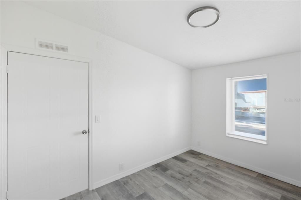 Activo con contrato: $209,990 (3 camas, 2 baños, 1512 Pies cuadrados)