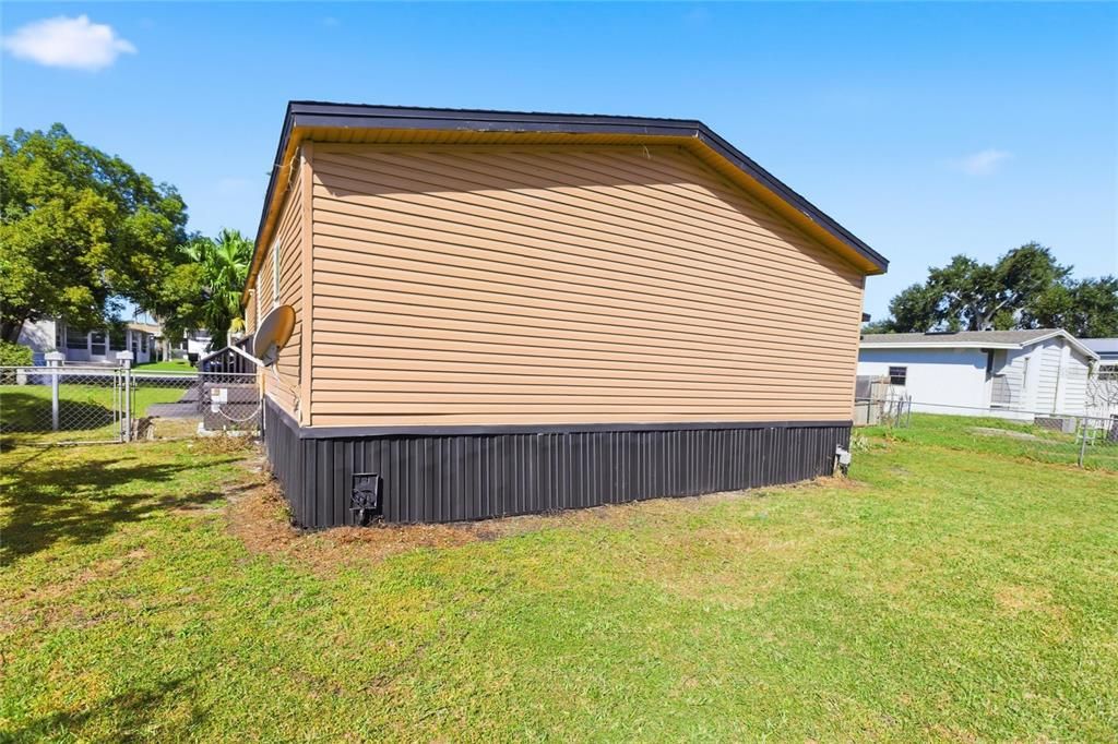 Activo con contrato: $209,990 (3 camas, 2 baños, 1512 Pies cuadrados)