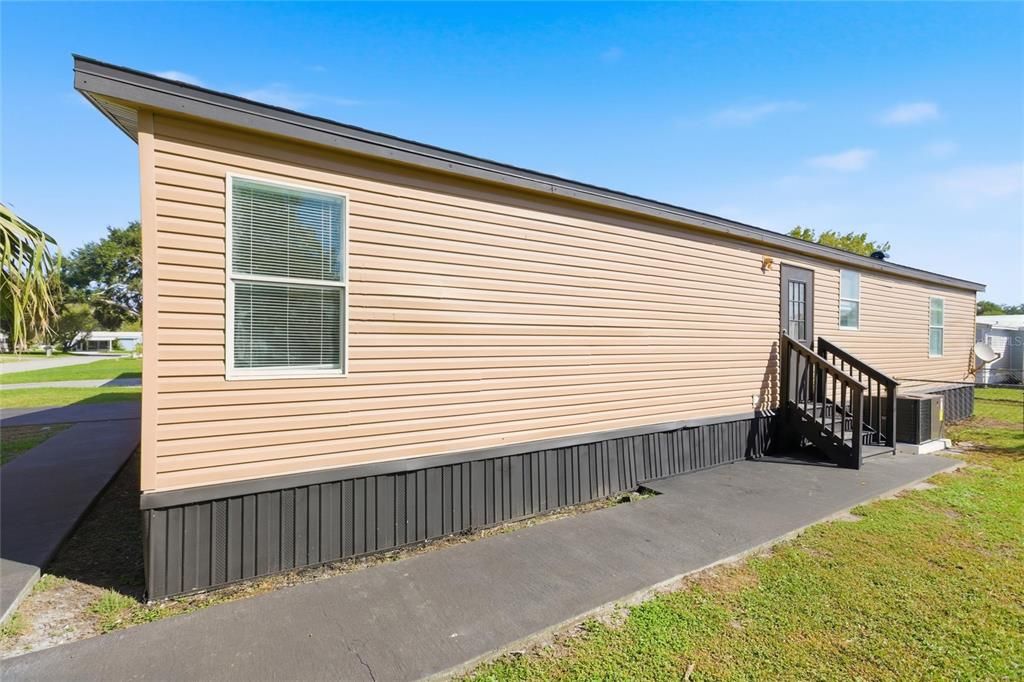 Activo con contrato: $209,990 (3 camas, 2 baños, 1512 Pies cuadrados)