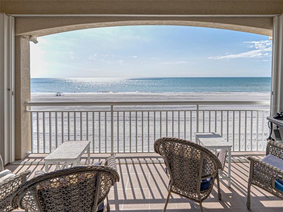 For Sale: $2,600,000 (3 beds, 3 baths, 3015 Square Feet)