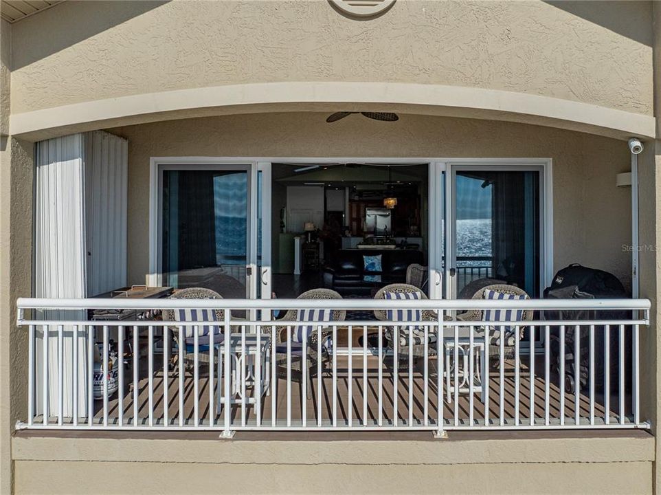 For Sale: $2,600,000 (3 beds, 3 baths, 3015 Square Feet)