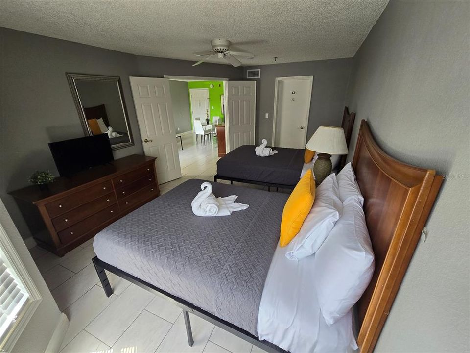 For Sale: $139,900 (1 beds, 1 baths, 524 Square Feet)