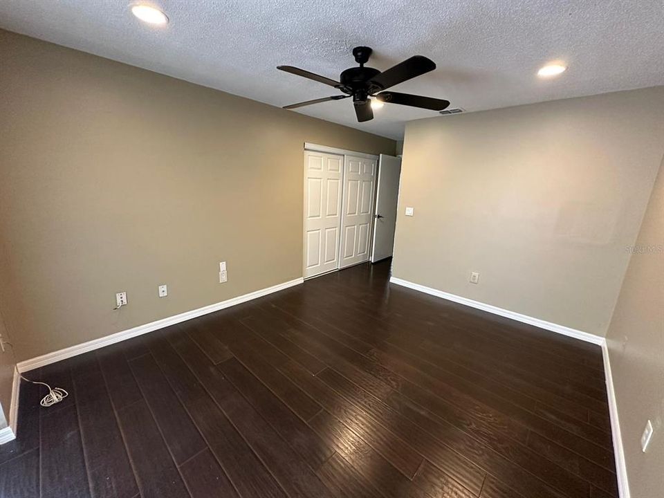 For Rent: $1,899 (2 beds, 2 baths, 1000 Square Feet)