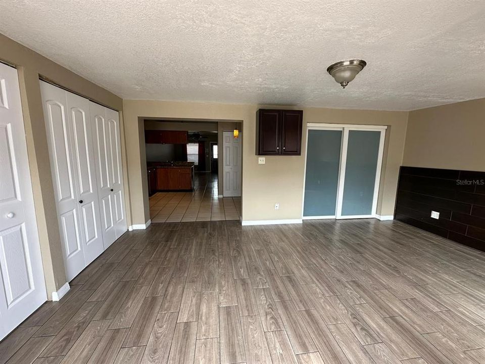 For Rent: $1,899 (2 beds, 2 baths, 1000 Square Feet)