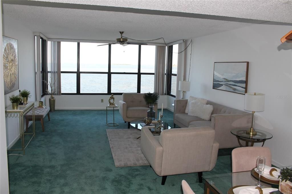 На продажу: $365,000 (2 спален, 2 ванн, 1180 Квадратных фут)