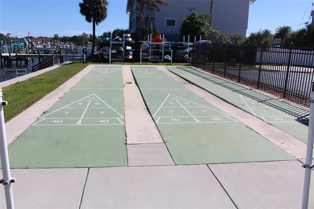 На продажу: $365,000 (2 спален, 2 ванн, 1180 Квадратных фут)